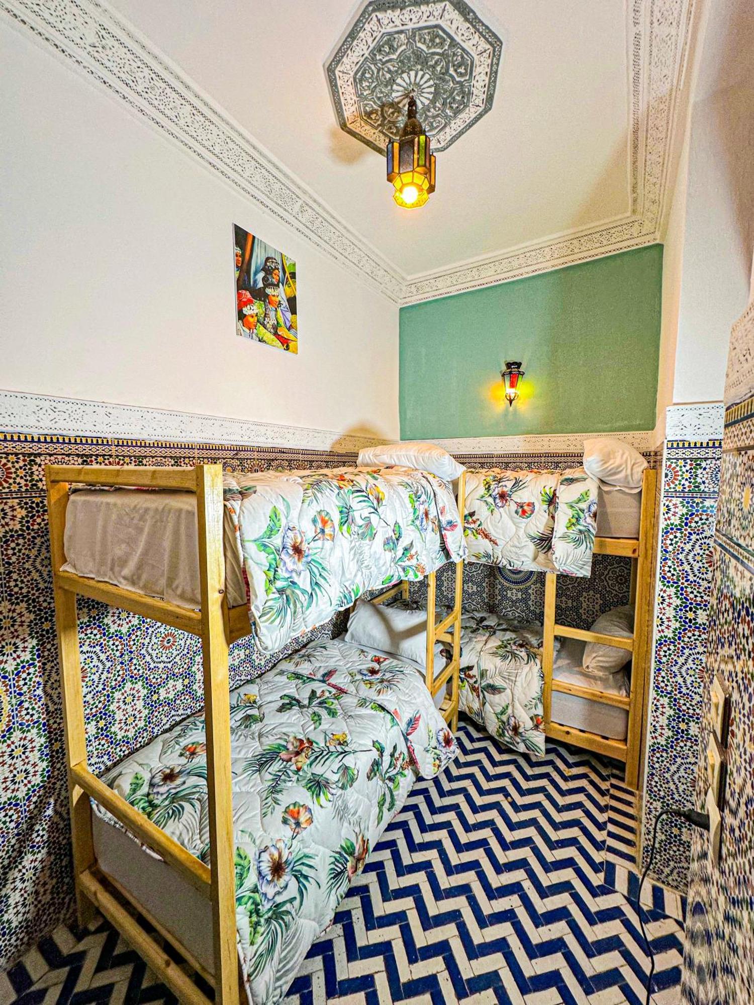 Hostel Speakeasy เฟส ภายนอก รูปภาพ